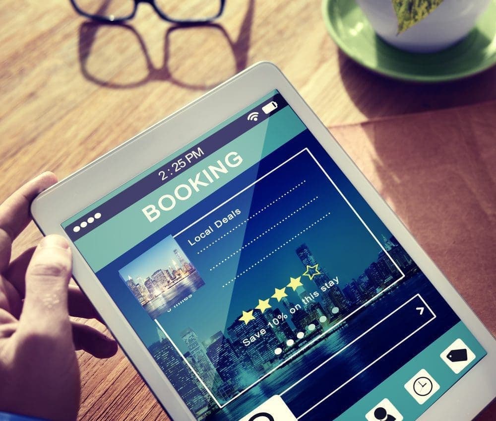 Sikerül az újabb jogi kiskapu a Booking-com-nak? – Több ezer szálloda lázadt fel ellene