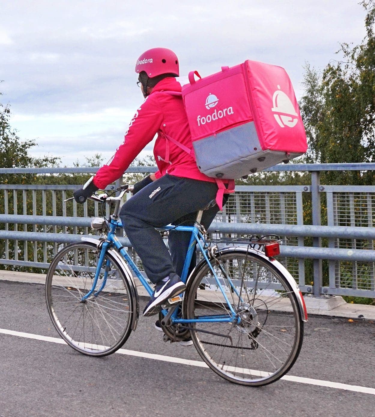 Átvert vásárlók, hatalmas bírság – A Foodora ötven milliót fizethet a hibáiért