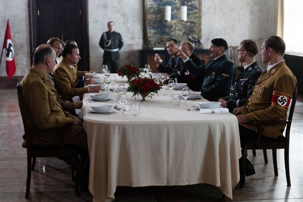 Goebbels árnyékában, Blake Lively koktélja mellett a Mennydörgők is akcióban – Filmajánlónk a héten