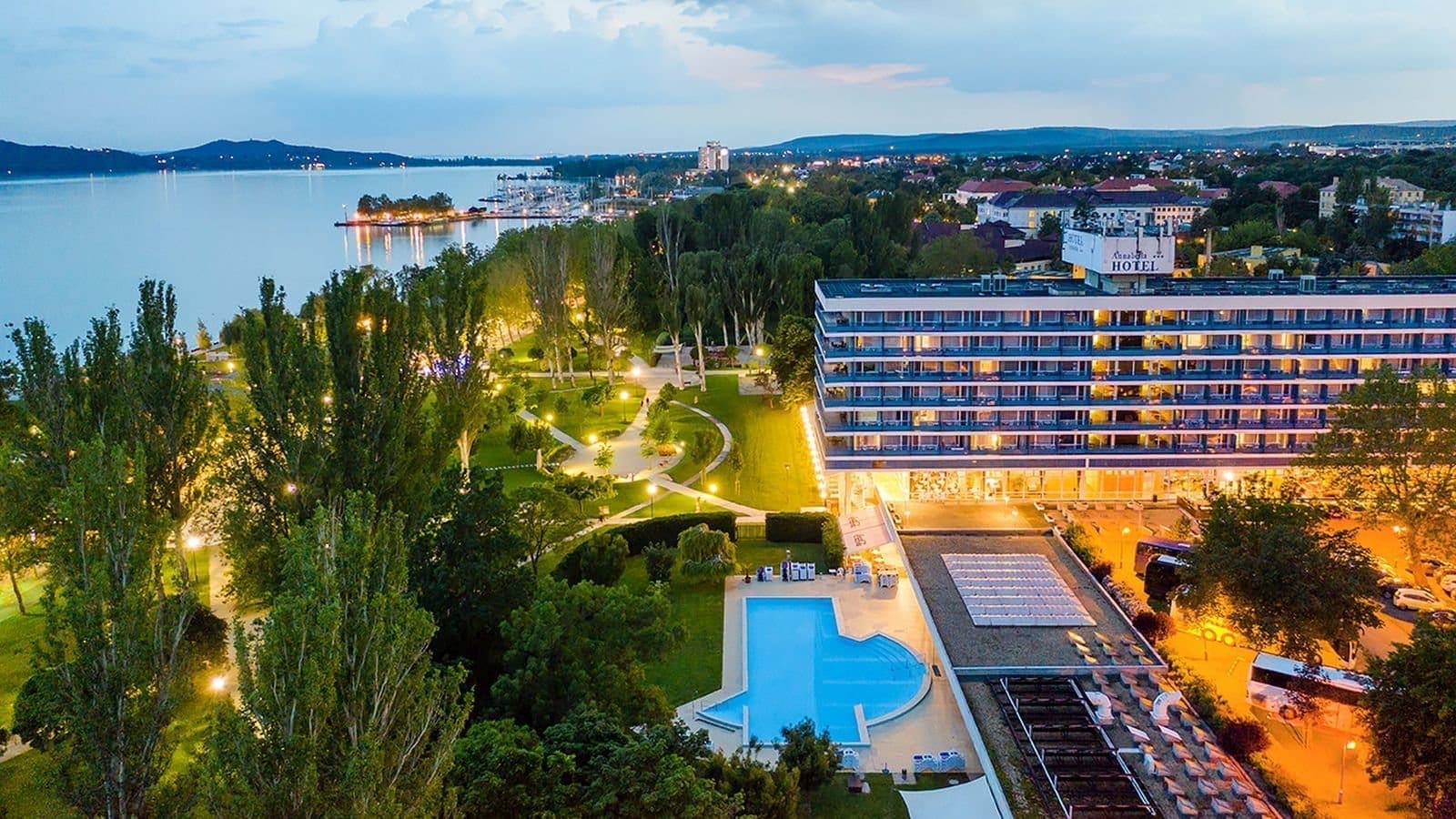Hova utazzunk Pünkösdkor? – A Balaton ismét letarolta a toplistát