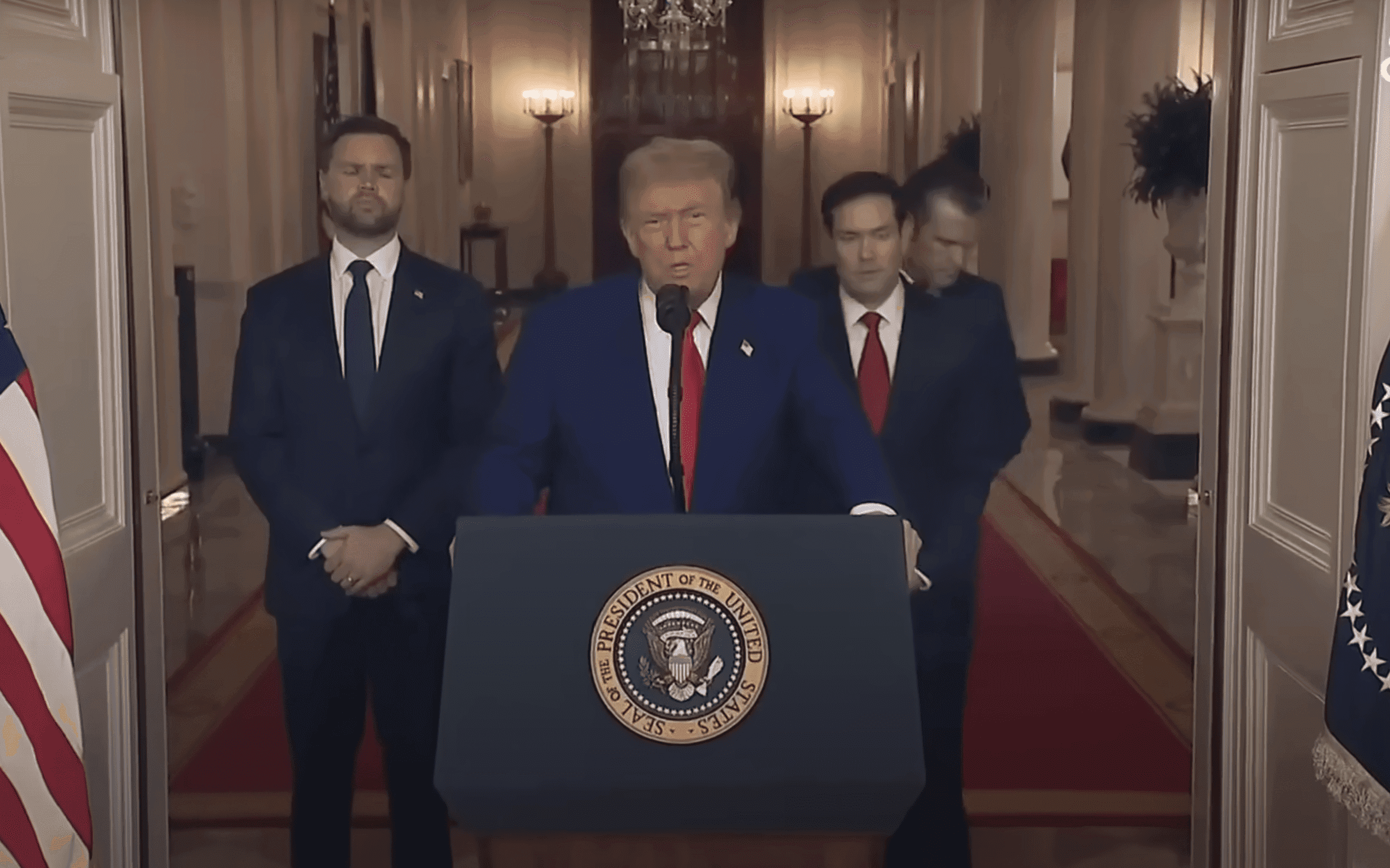 Amerika belépett a háborúba – Trump megindította a támadást Irán ellen és válaszul rakéták csapódtak Izraelbe