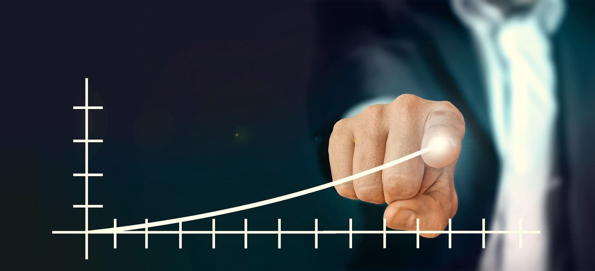 Fontos gazdasági adatok jönnek a jövő héten – GDP, ipar, turizmus és kiskereskedelem a fókuszban