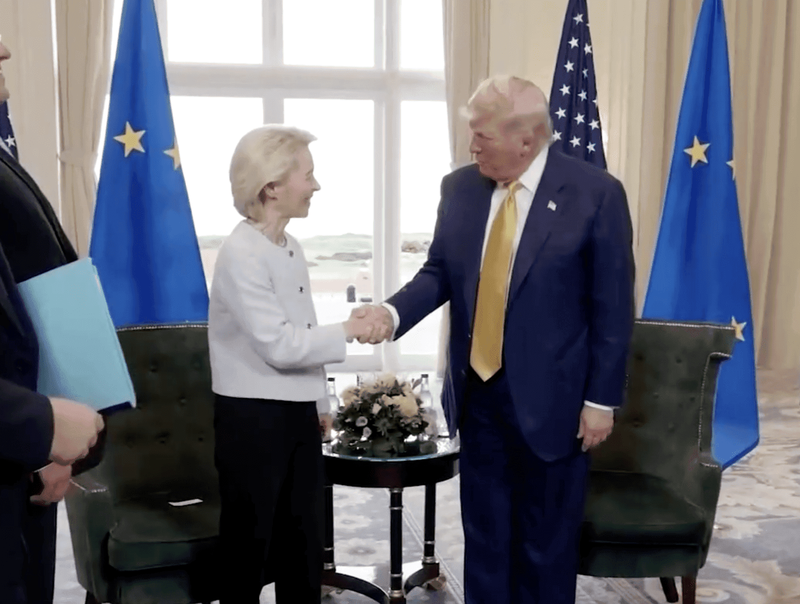 Megszületett a nagy alku – Trump és Von der Leyen megállapodtak, de ki lesz az igazi nyertes?