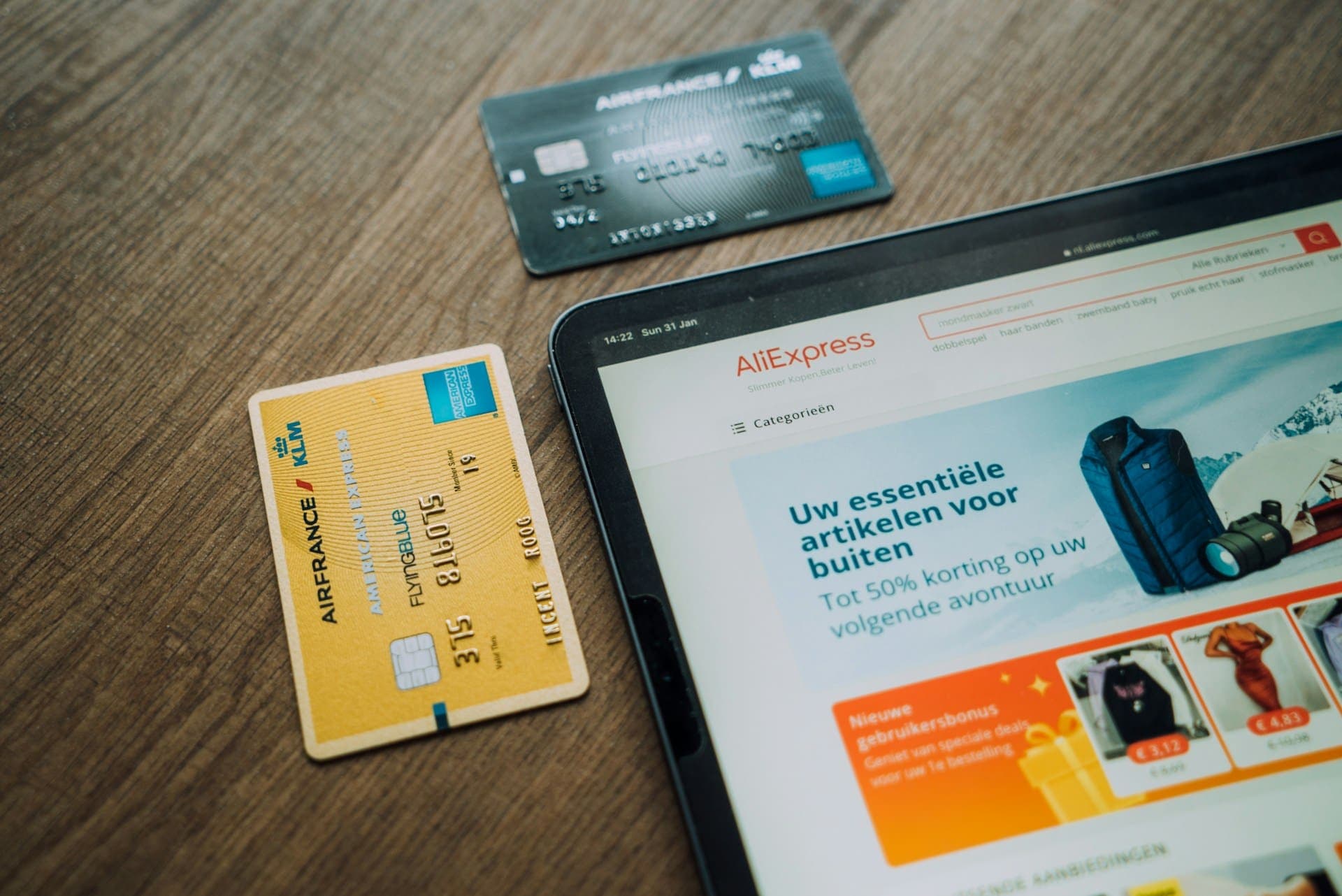 Szigorított az AliExpress – Kitiltották a gyerekes babákat árusító kínai eladót a Reuters vizsgálata után