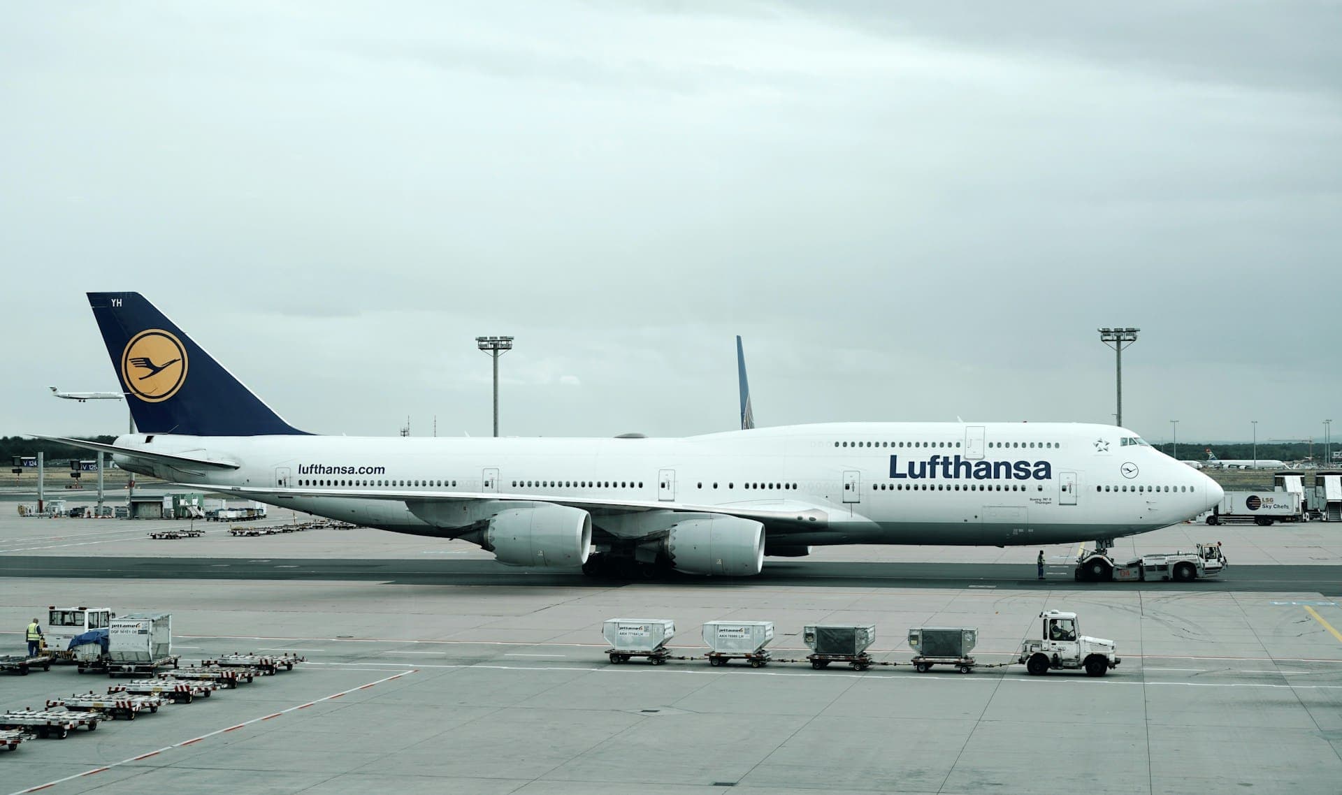 A Lufthansa csak nappal repül Izraelbe– Felfüggesztették az éjszakai járatokat a közel-keleti térségbe