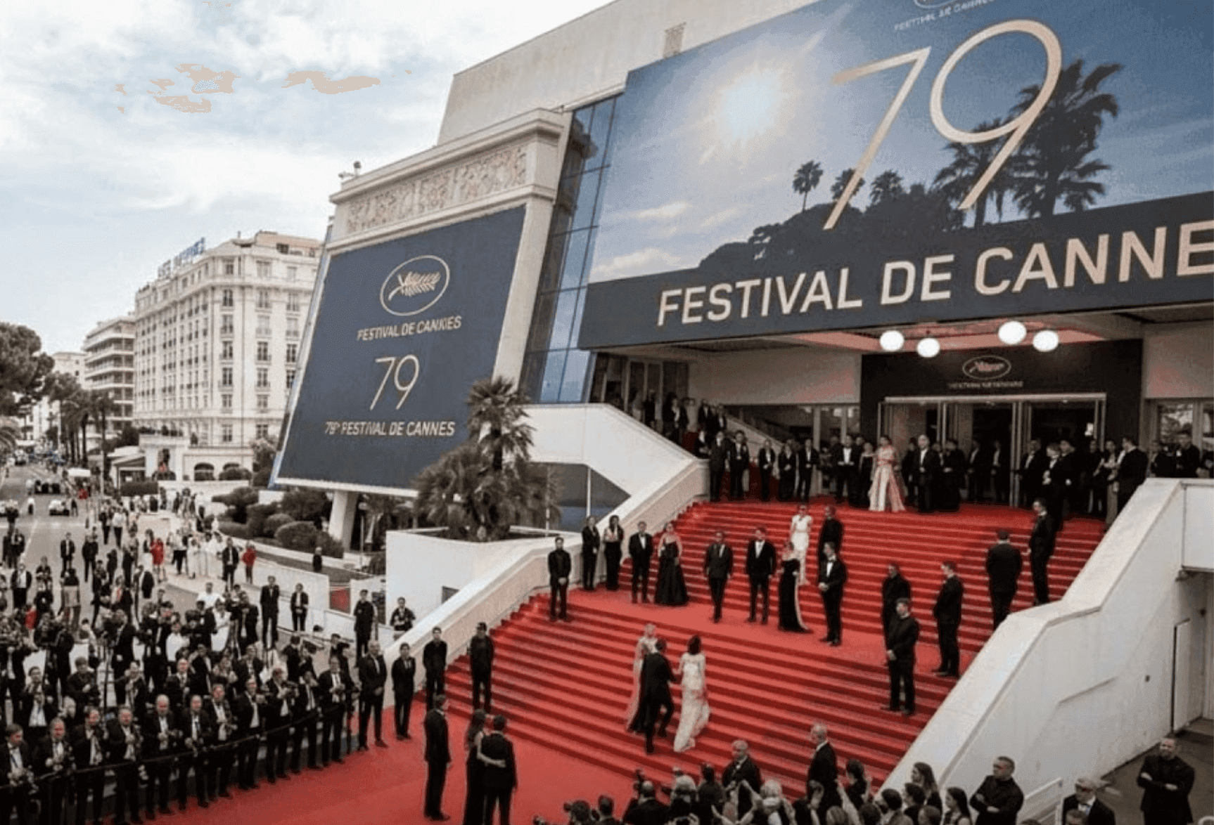 Vörös szőnyeg és rekordüzlet Cannes-ban – 16 ezren érkeztek a világ legnagyobb filmpiacára